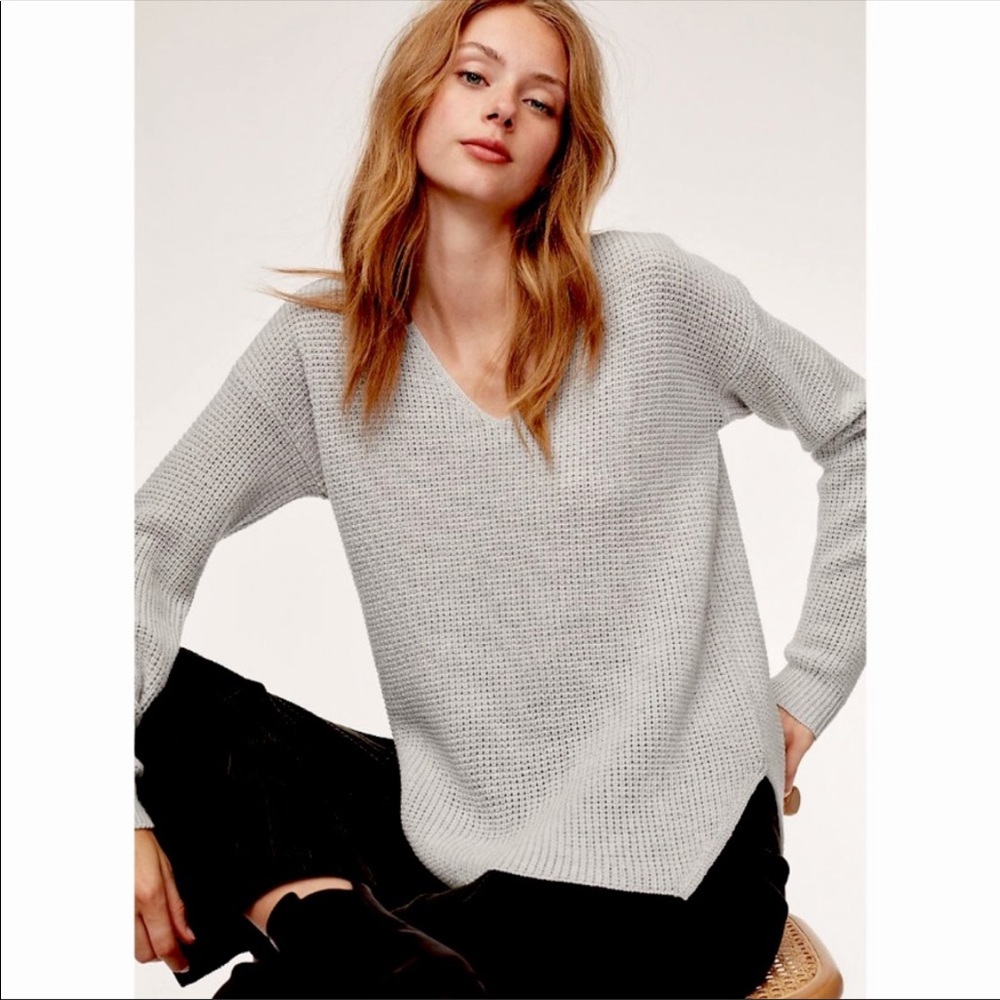 Aritzia Wilfred Free Wolter Sweater Italian Merino Wool Waffle Knit V-Neck Small